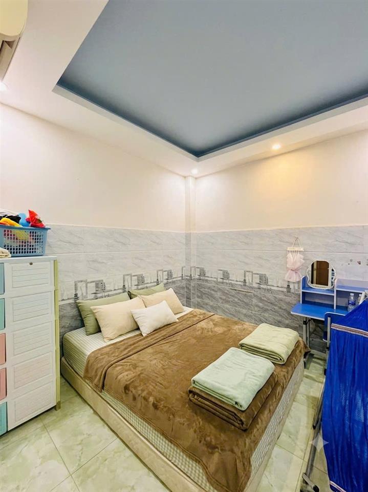 ♥ Sát K266 Hoàng Diệu, 4 tầng đúc, 4PN khép kín, P thờ, sân thượng, 3.x tỷ vừa