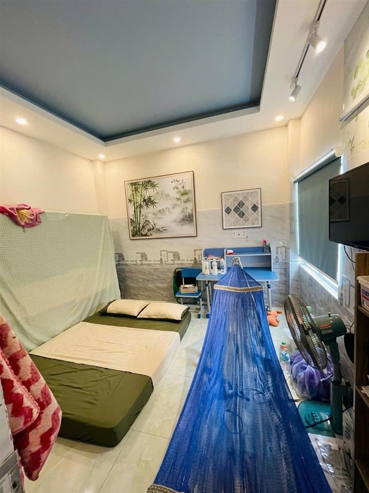 ♥ Sát K266 Hoàng Diệu, 4 tầng đúc, 4PN khép kín, P thờ, sân thượng, 3.x tỷ vừa