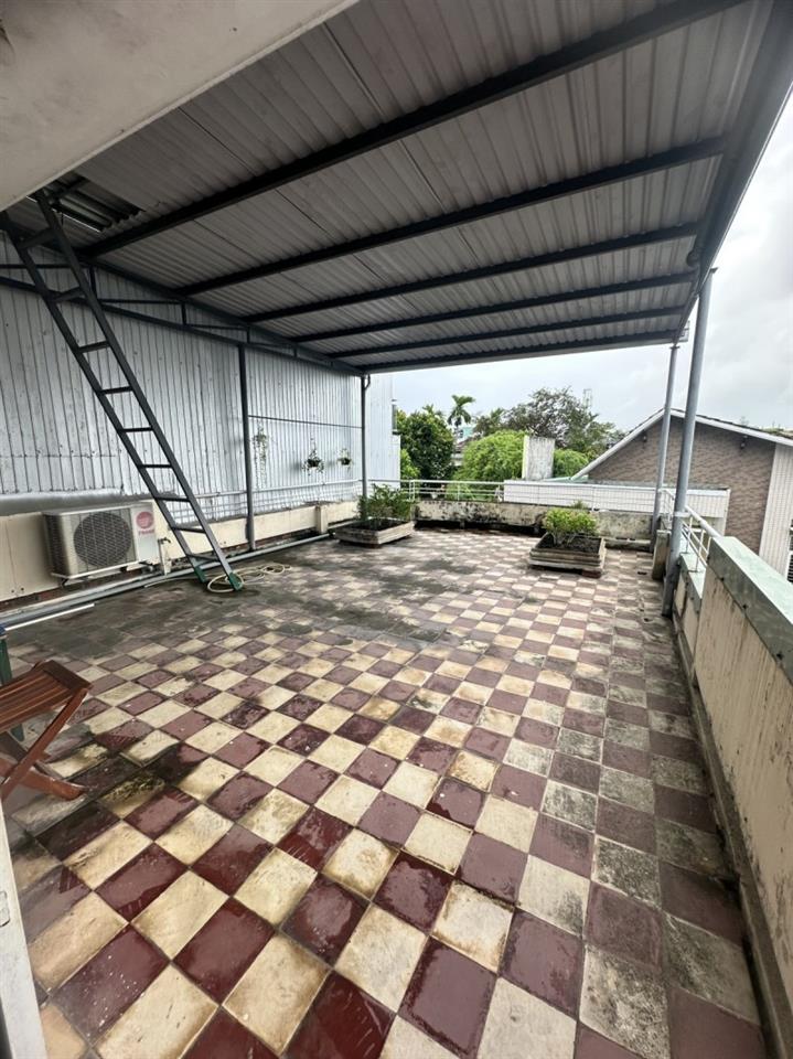 ♥ Nhà kiệt Ô tô 6m thẳng thông Hoàng Diệu, Kinh Doanh, 97m2, 3 tầng,nhỉnh 8 tỉ