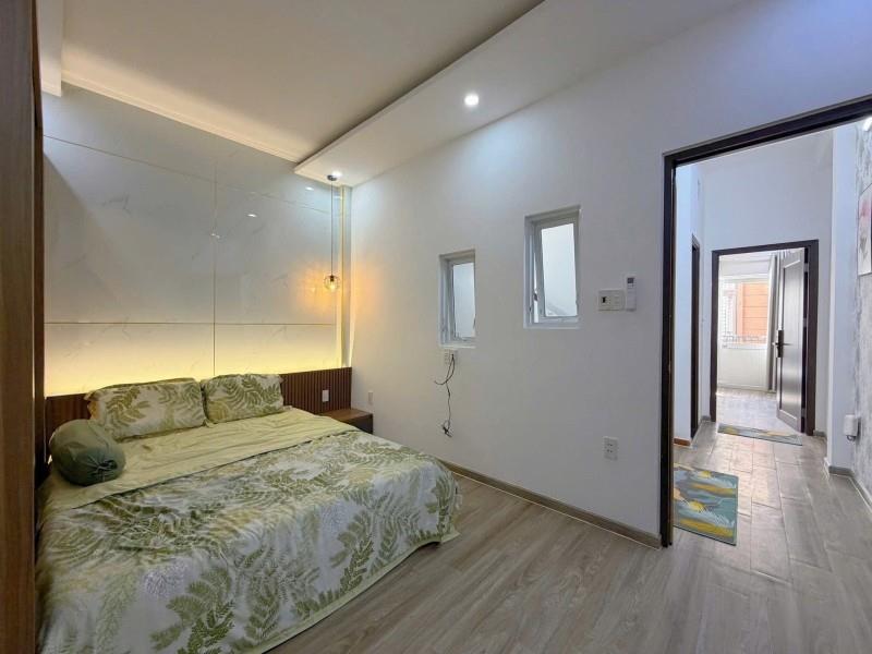 ♥ Nhà Kiệt Núi Thành ngay Quảng Trường, 50m2, 3 tầng còn mới, 4.xx tỷ