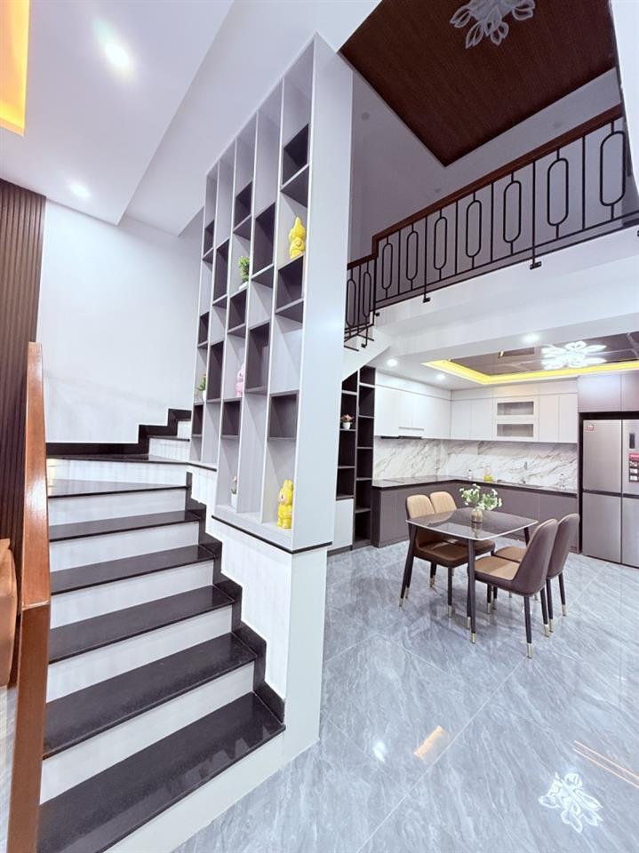 ♥ Giảm Sâu 800 tr, còn 4.1 tỷ, 130m2, kiệt Ô tô, gần MT Trường Chinh.