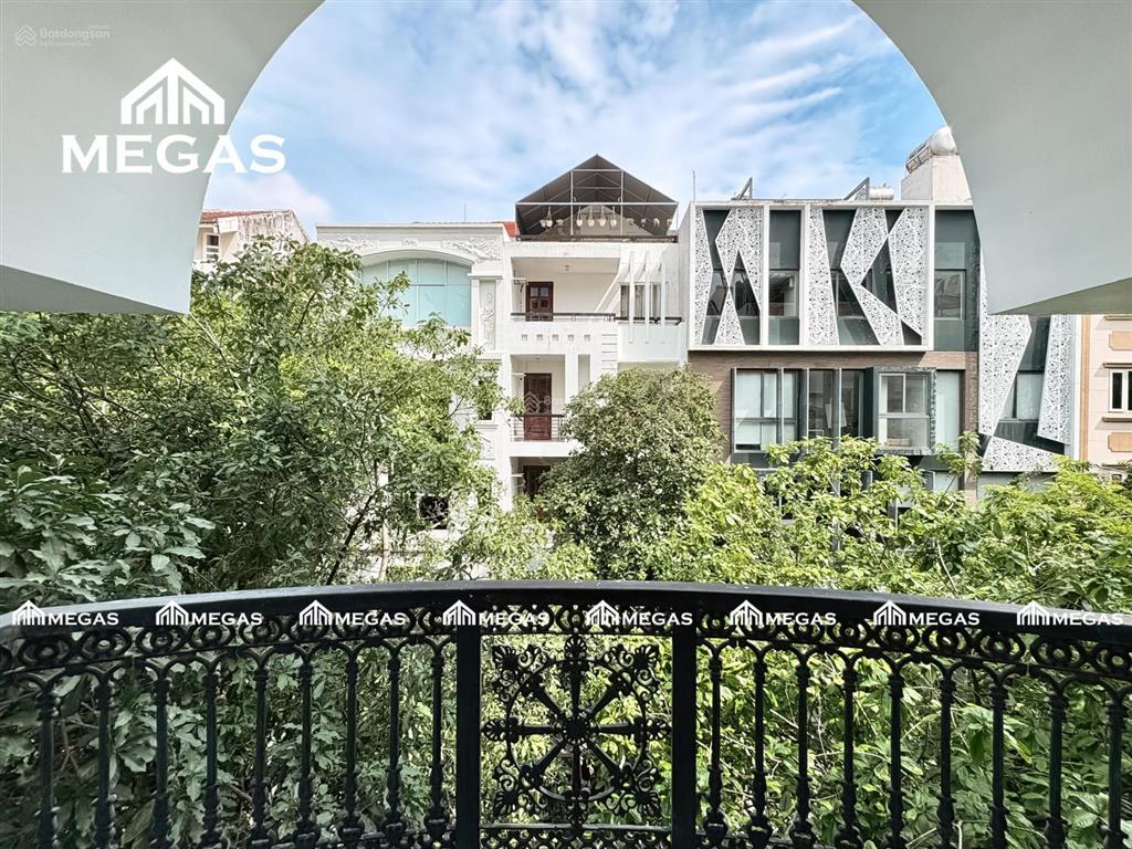 Trống sẵn căn 1 phòng ngủ ban công rộng thoáng ngay hưng phước cạnh secc, crescent mall