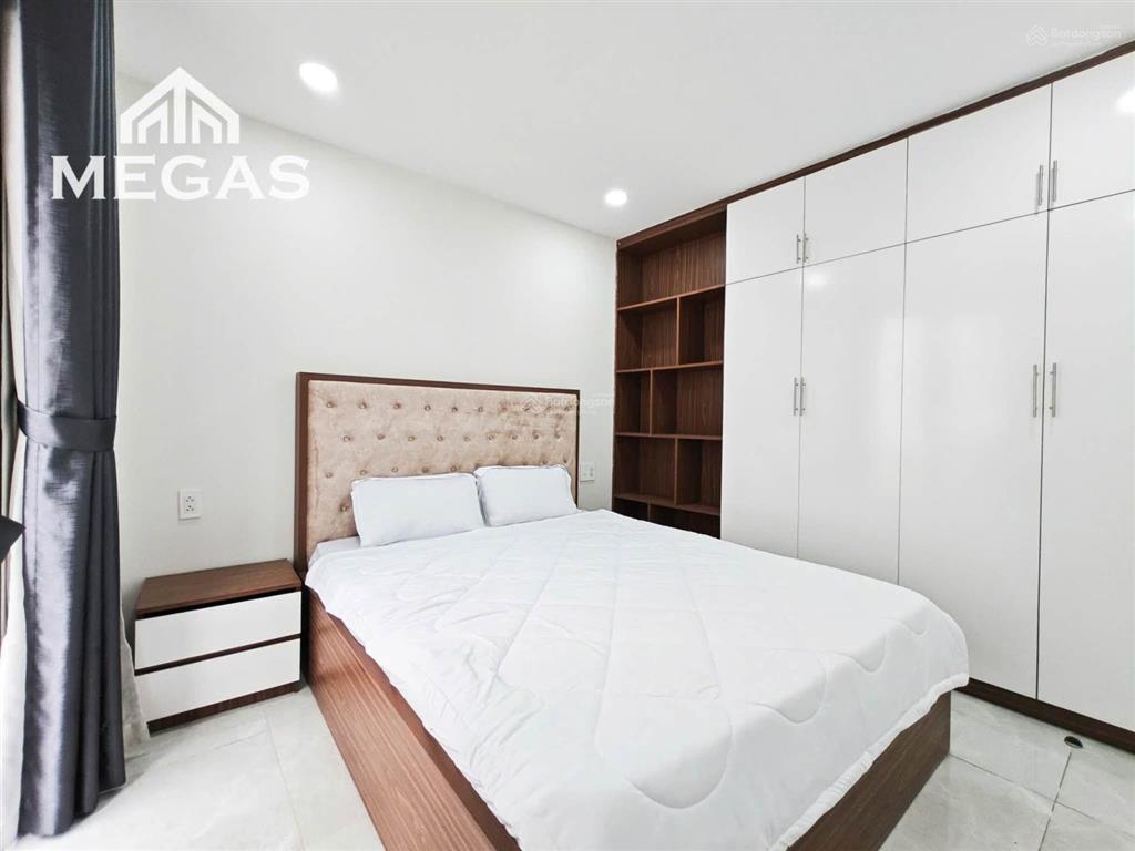 Trống sẵn căn 1 phòng ngủ ban công rộng thoáng ngay hưng phước cạnh secc, crescent mall