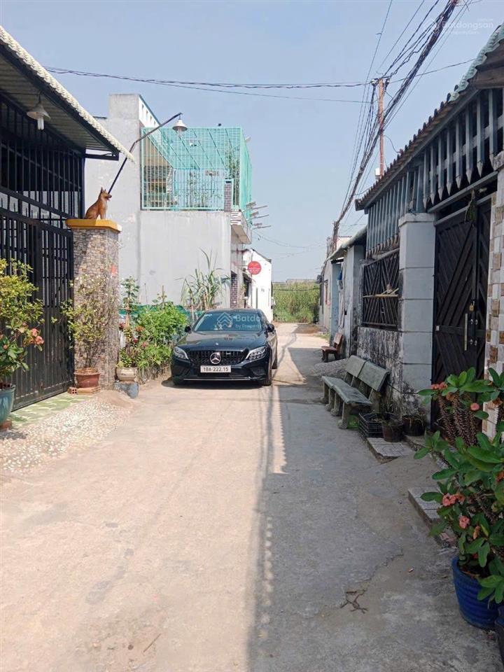 Bán đất xã mỹ hạnh nam, đường gò hưu vào 300m,ngay chợ, dt 120m2.giá 1,28 tỷ đất thổ shr 0901 620 ***