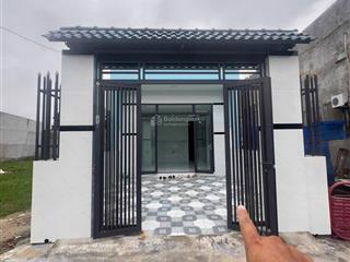 Bán nhà xã mỹ hạnh nam 2pn, 1wc, mặt tiền đường ô tô dt 117m2, 1,5 tỷ, full thổ shr,  0901 620 ***