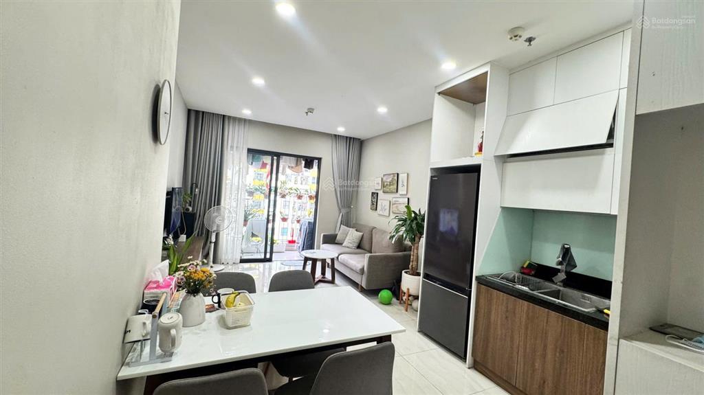 Cần bán căn góc 57m2 giá 2ty2 bcons garden có ban công.