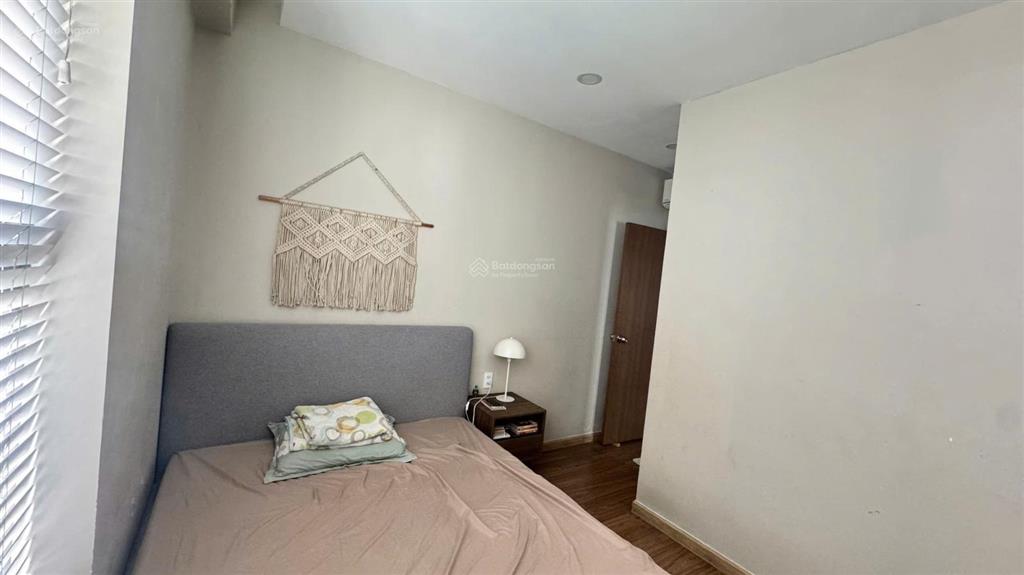 Cần bán căn góc 57m2 giá 2ty2 bcons garden có ban công.