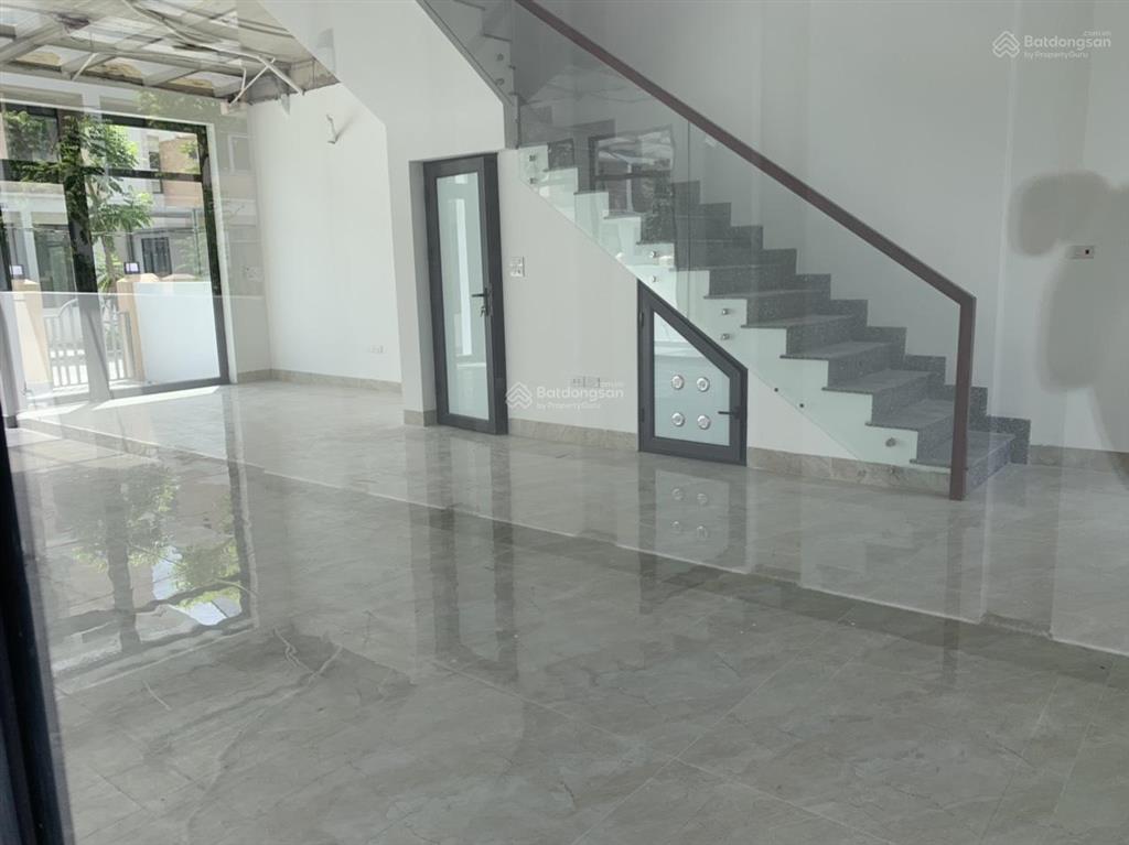 Cho thuê biệt thự dương nội, diện tích 198m2, mặt đường lớn, phù hợp kinh doanh, văn phòng