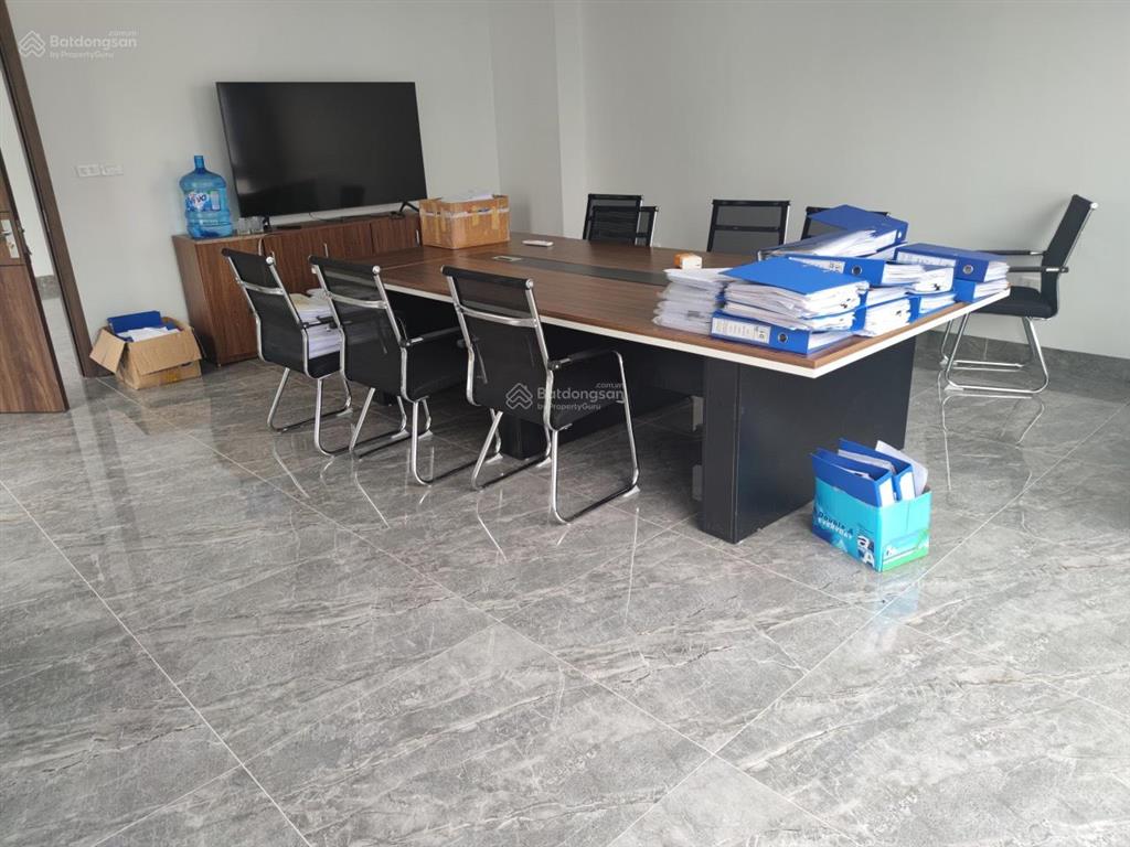 Cho thuê biệt thự dương nội, diện tích 198m2, mặt đường lớn, phù hợp kinh doanh, văn phòng