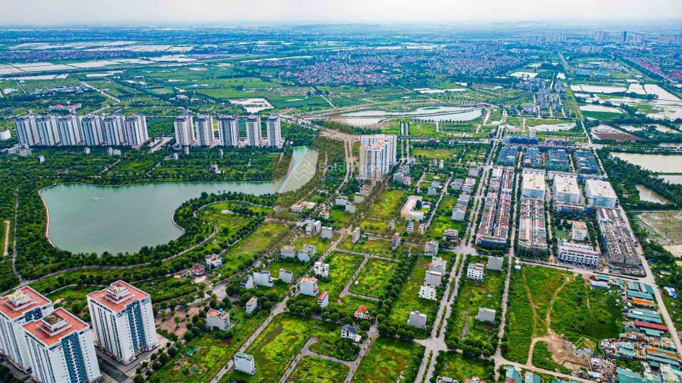 Bán gấp lô đất liền kề khu b dự án kđt thanh hà hà đông 100m2 gần trường, gần hồ, công viên