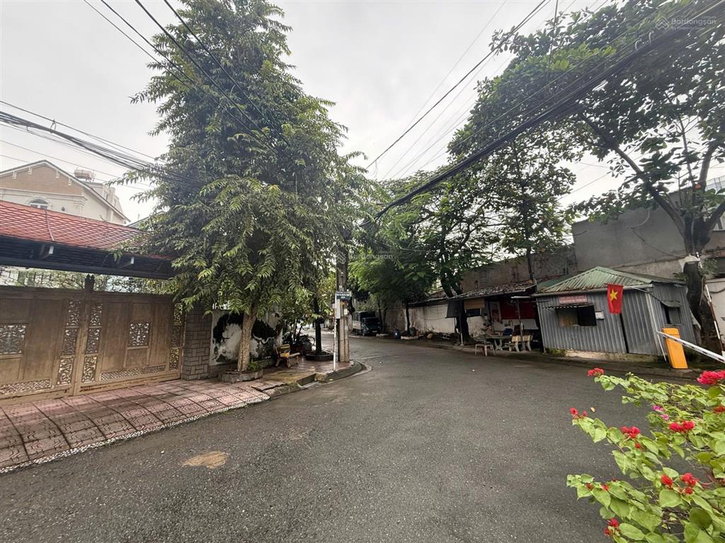 Biệt thự góc 3 mt himlam (939m2 thổ cư)  p. thủ đức  hcm