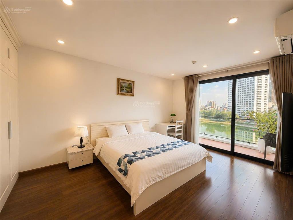 Chính chủ cho thuê chdv view hồ ngọc khánh | 20 phạm huy thông