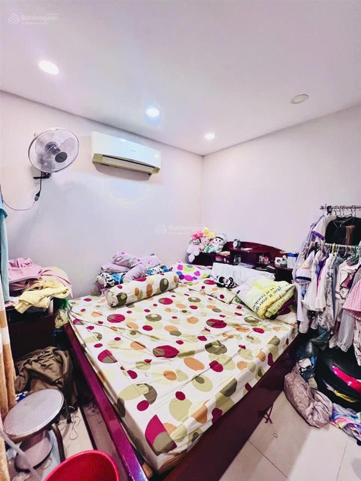 Bán nhà riêng tại thạch lam, 5,6 tỷ, 54m2, 2pn, 2wc, pháp lý đầy đủ