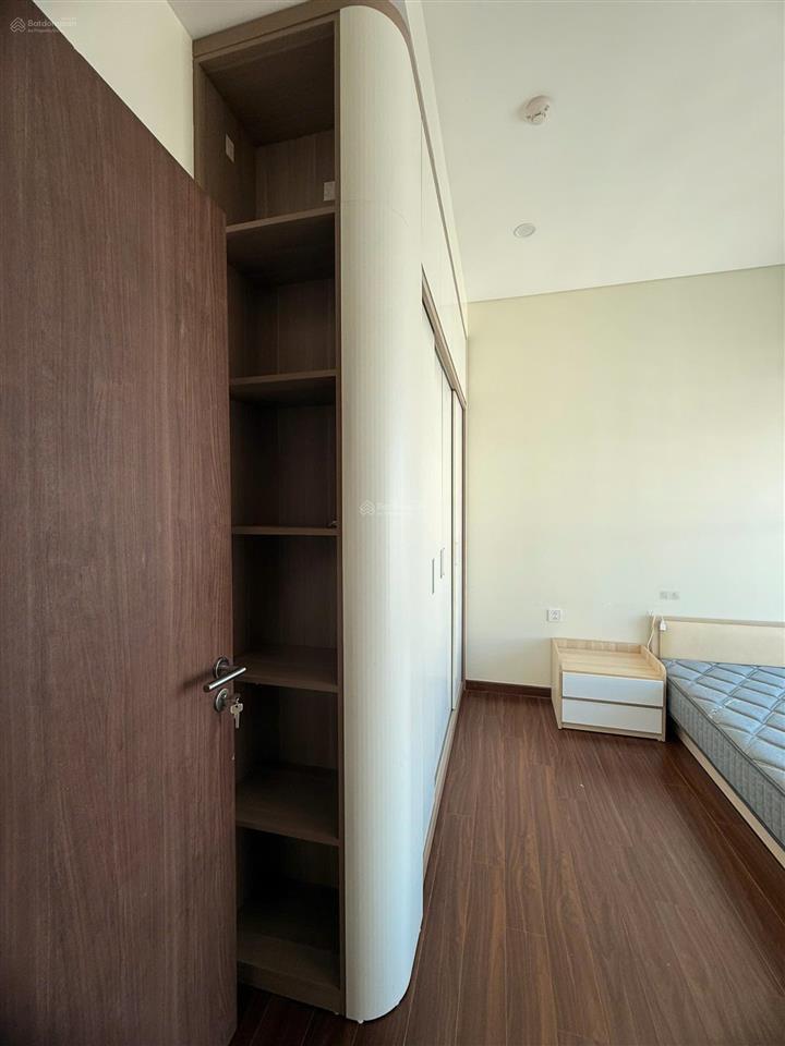6 tỷ ,75m3 , 3 ngủ. masteri waterpront vinhomesoceanpark1