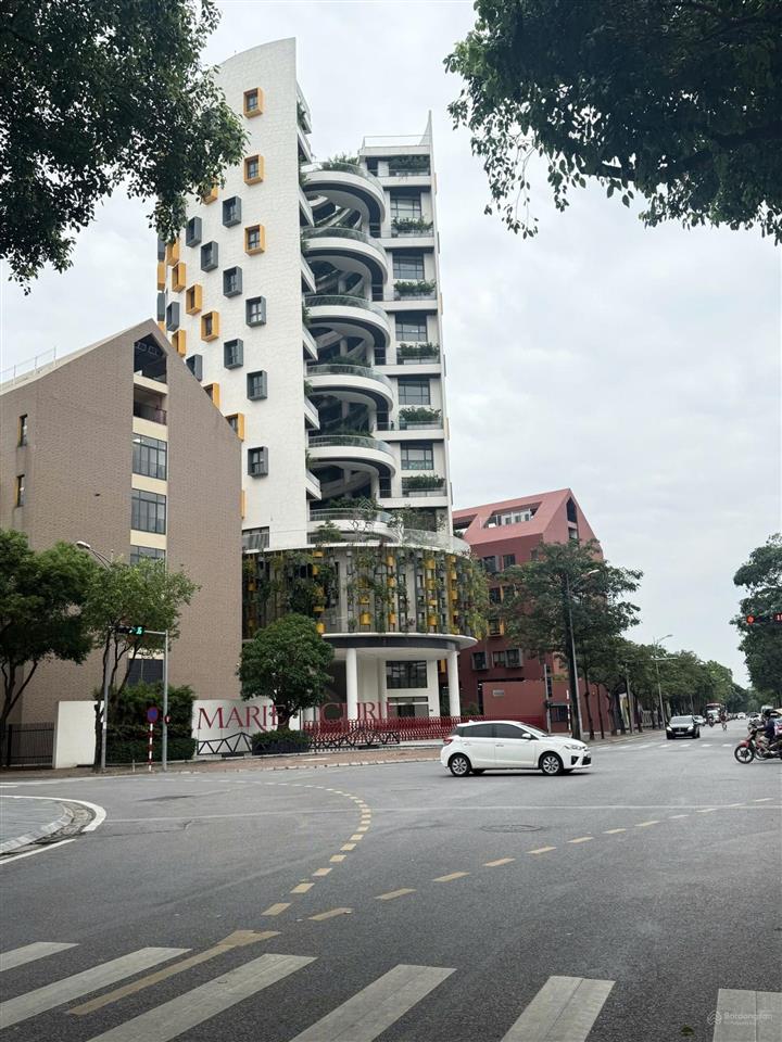 Biệt thự song lập  khu đtviệt hưng, dt 180m, mt10m, 4 tầng , ở sướng khẳng định đẳng cấp.