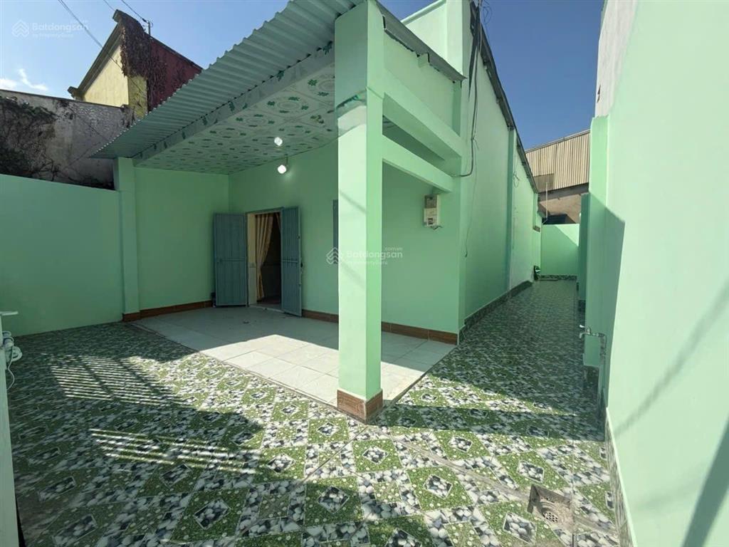 Bán nhà riêng cn 97m2, 2pn hẻm xe hơi đường lò lu, quận 9 cũ