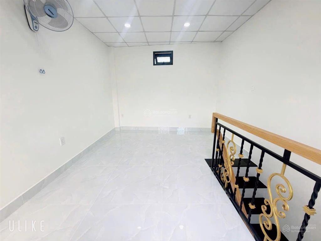 Bán nhà 1 trệt 1 lầu 17m²  phường hiệp phú  hẻm thông đường lê văn việt
