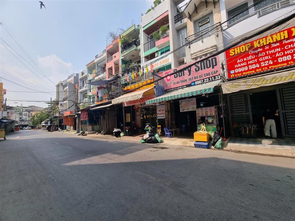 Nhà mặt tiền chợ hạnh thông tây, 1 trệt 3 lầu, dt 80m2 thổ cư, đường nhựa 12m thông qua bv hồng đức