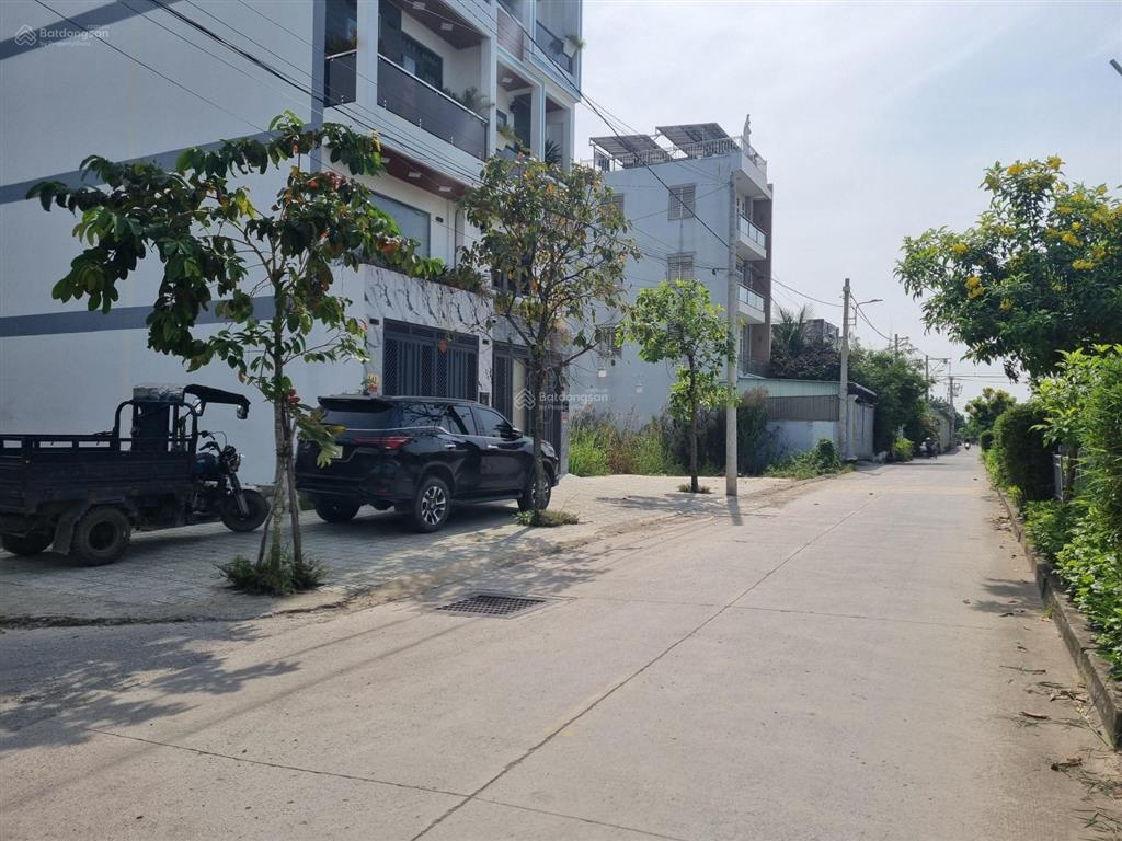 Đất góc 2mt đường tl37 và tl39, dt 155m2, ngay trung tâm phường, cách hhg 300m
