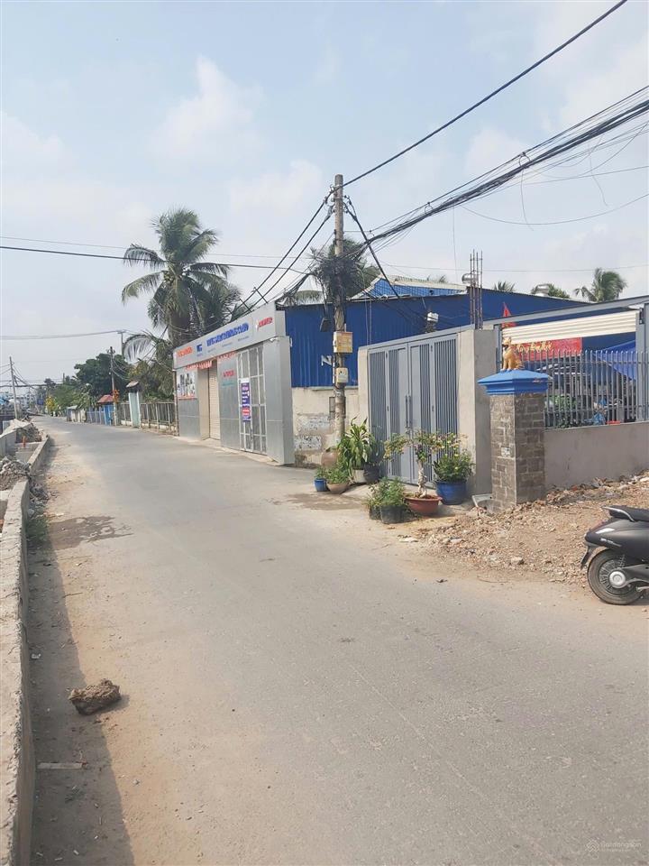 Mặt tiền cống số 2 tx52, 4x25m, cách hà huy giáp 500m.