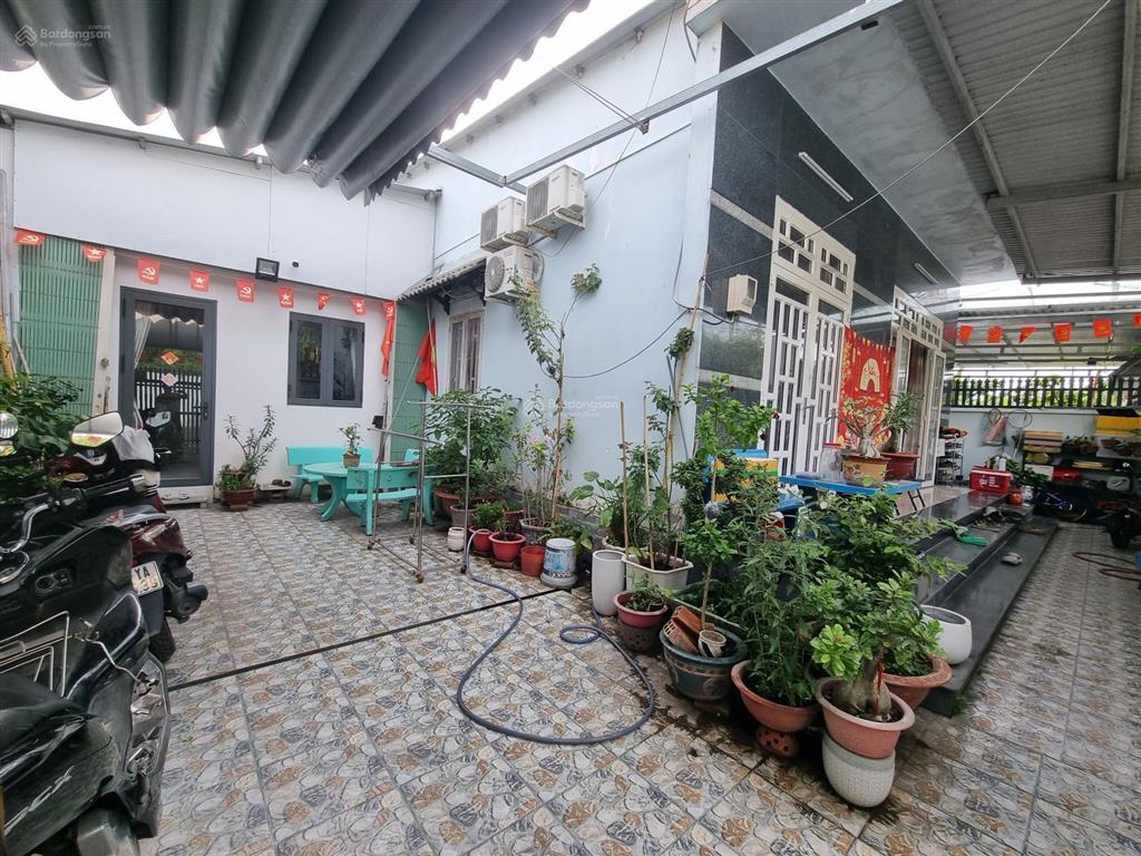Bán nhà mặt tiền nhị bình 9, dt 14.2mx14m cách sông sg 200m.