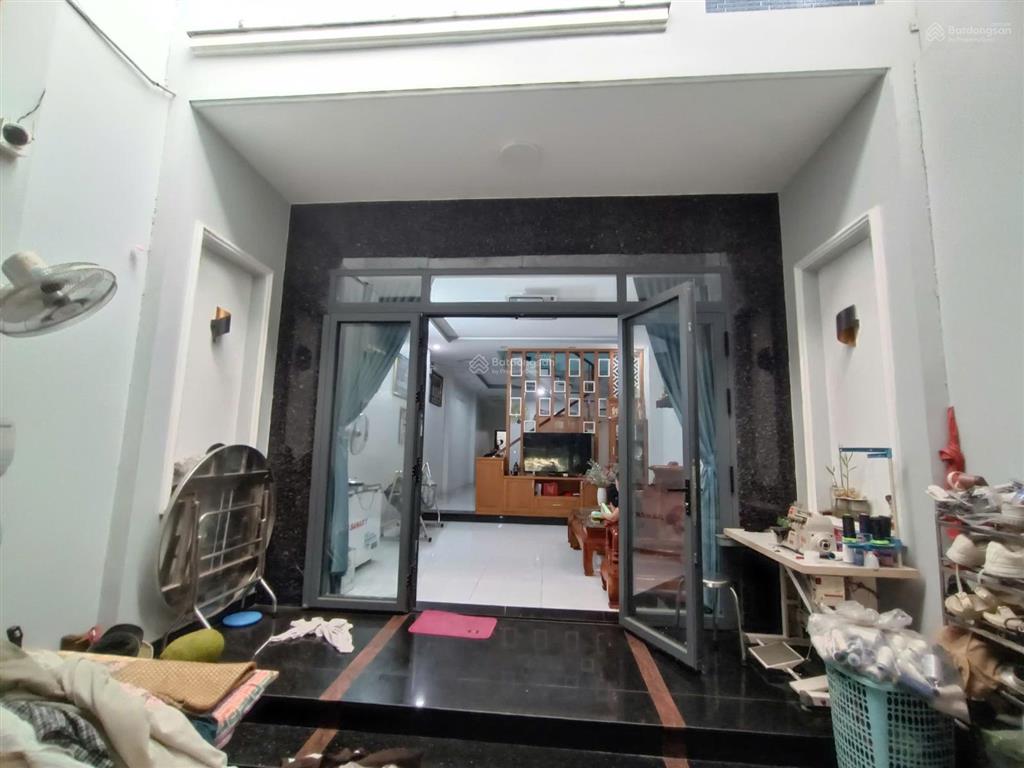 Nhà mặt tiền vườn lài đối diện công viên đài tưởng niệm, 171m2, 1 trệt 1 lầu, giá cực rẻ