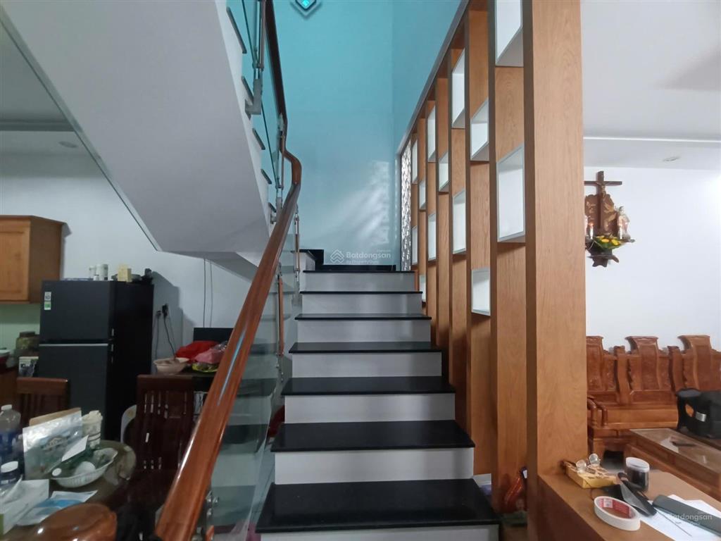 Nhà mặt tiền vườn lài đối diện công viên đài tưởng niệm, 171m2, 1 trệt 1 lầu, giá cực rẻ
