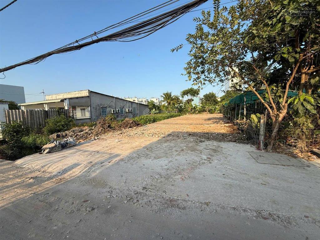 Lô đất 7.5x27m full thổ cư đường thông ô tô, cách chợ thạnh xuân 500m