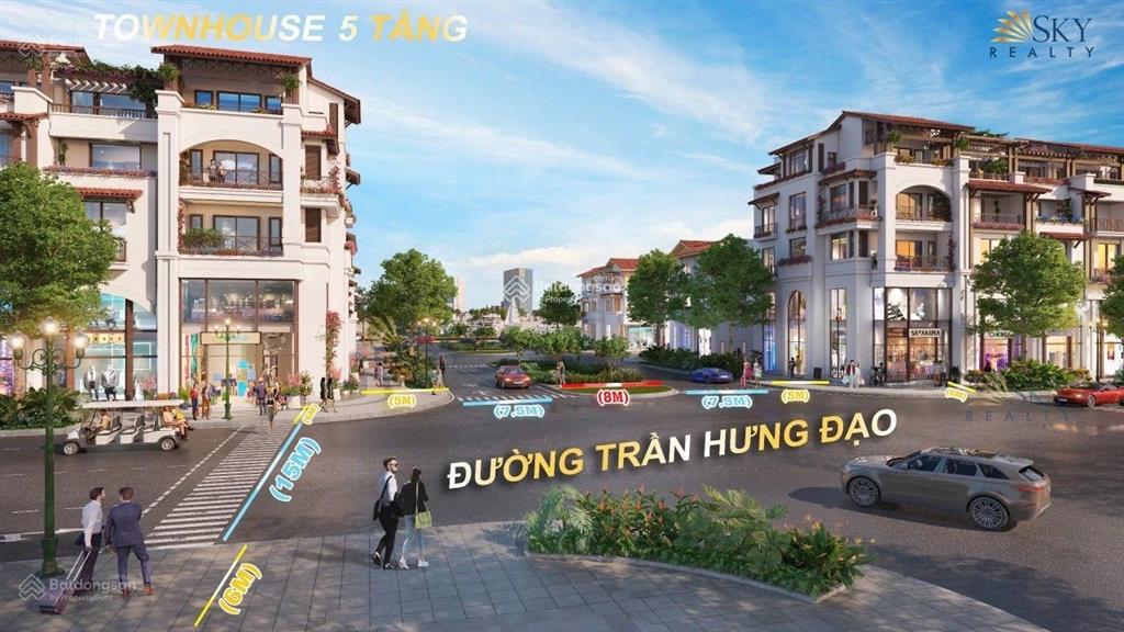 Căn nhà phố nằm ngay mặt tiền đường trần hưng đạo  sát sông hàn  sát bên 5 toà căn hộ cao cấp
