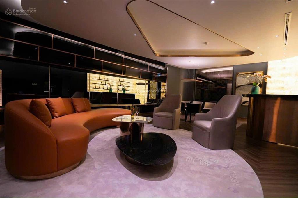 Bán gấp bt regal victoria, căn góc cuối cùng ở dự án, dt 358m2 siêu đẹp.