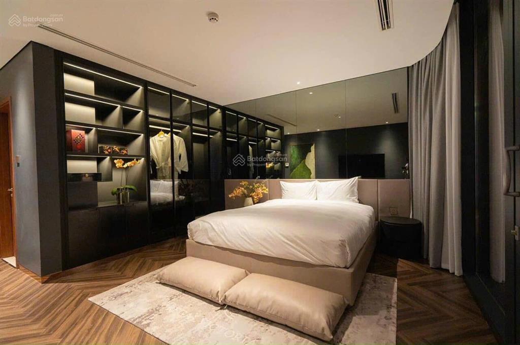 Bán gấp bt regal victoria, căn góc cuối cùng ở dự án, dt 358m2 siêu đẹp.