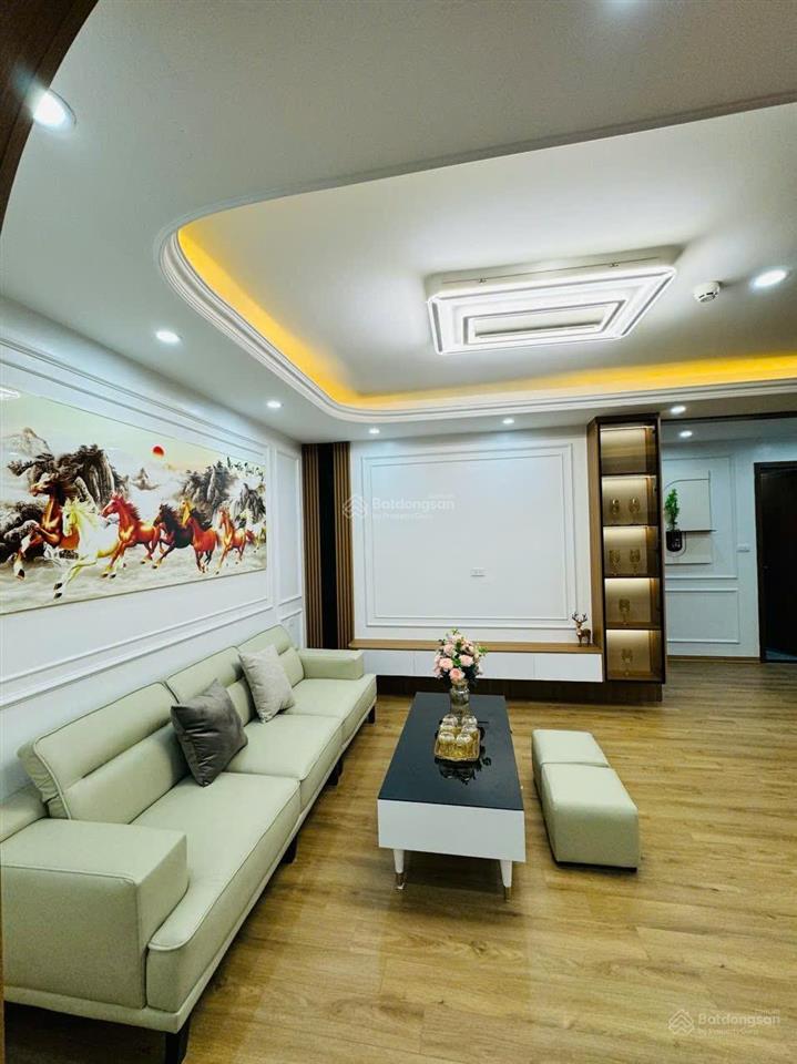 Chính chủ bán căn 120m 4 ngủ 2 vệ sinh c37 bắc hà full nội thất đẹp. giá 8,9 tỷ sổ sẵn
