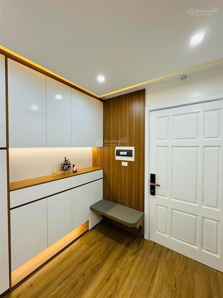 Chính chủ bán căn 120m 4 ngủ 2 vệ sinh c37 bắc hà full nội thất đẹp. giá 8,9 tỷ sổ sẵn