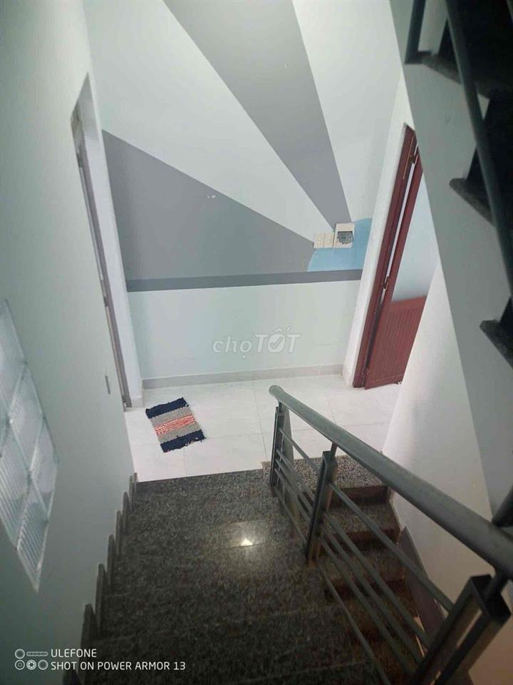 Cho thuê nhà mới xây Tân thới hiệp 21 q12 2lầu 4PN hxh sát  pmqt 9tr