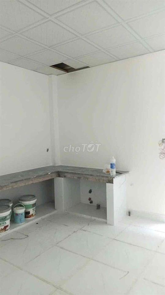 Cho thuê nhà mới xây chưa ai ở mặt tiền Tân thới hiệp 14q12 10tr kdvip