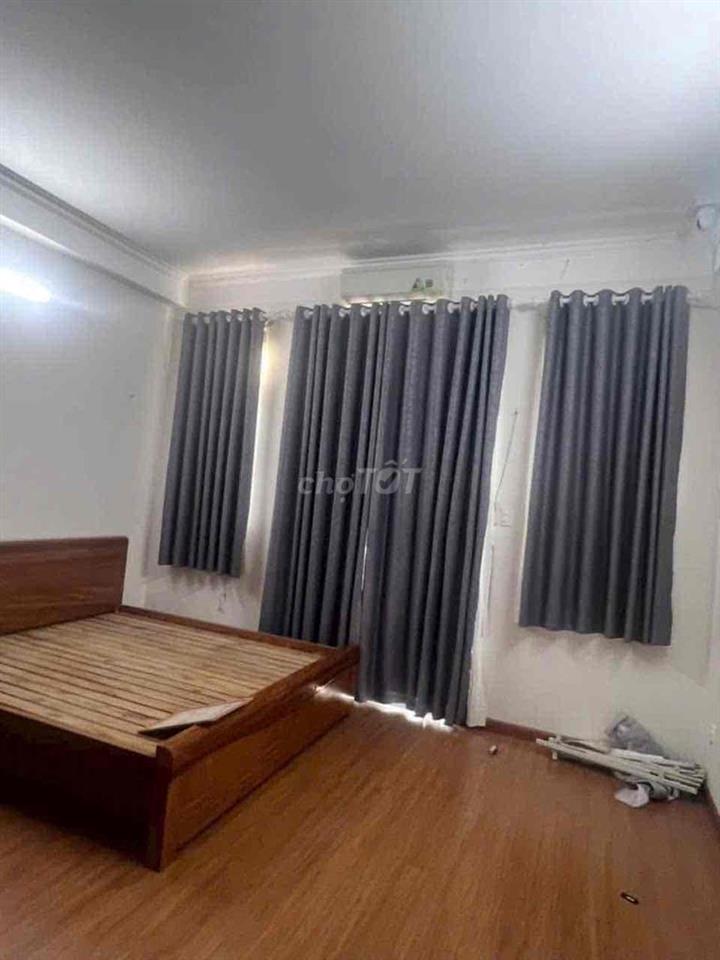 Cho thuê nhà mới keng Hiệp thành q12 hxh đậu cửa về GV 5p 2PN 150m 7tr