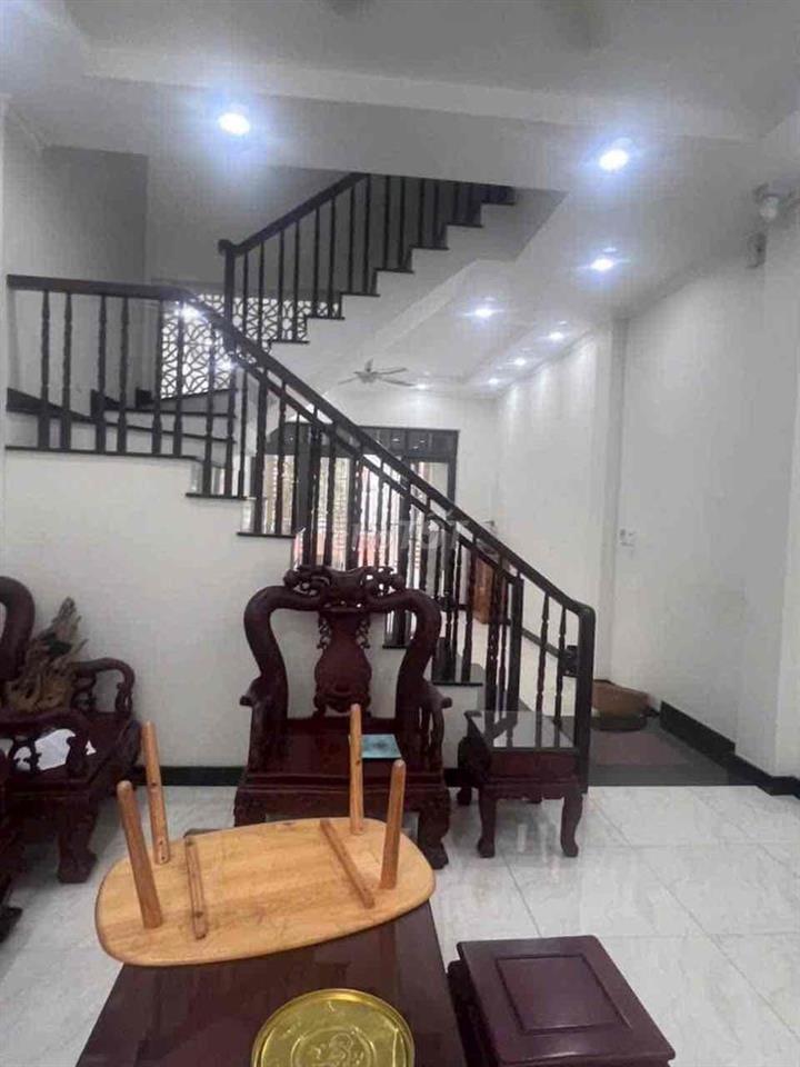 Cho thuê nhà mới keng Hiệp thành q12 hxh đậu cửa về GV 5p 2PN 150m 7tr