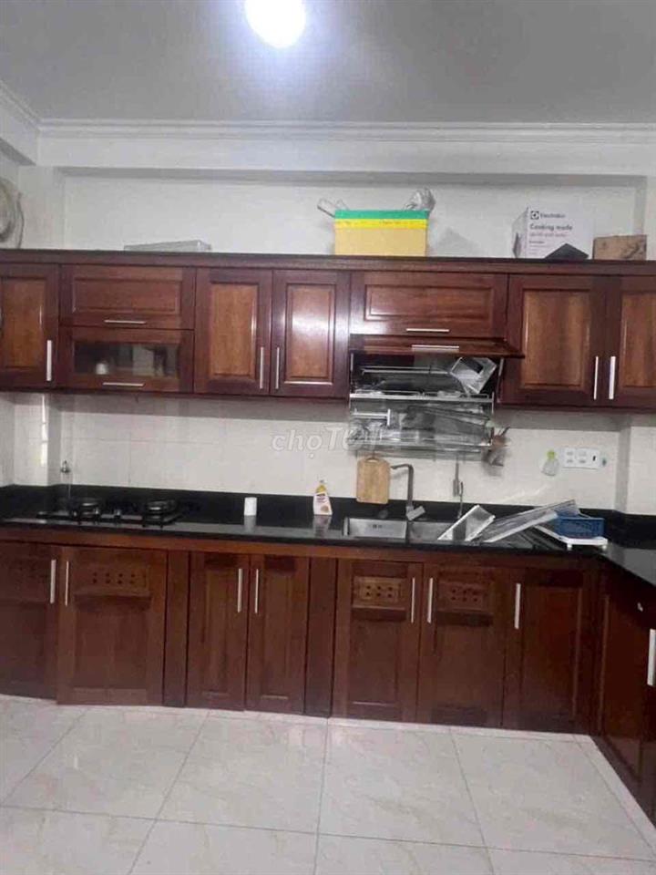 Cho thuê nhà mới keng Hiệp thành q12 hxh đậu cửa về GV 5p 2PN 150m 7tr