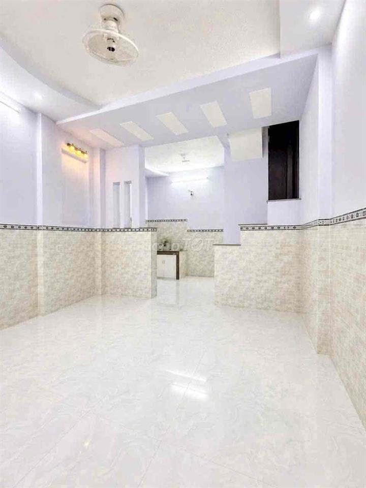 Chp thuê nhà 2lầu Tân Chánh Hiệp q12 120m 4Pn giá rẻ 7,5tr hxh ở cả gd