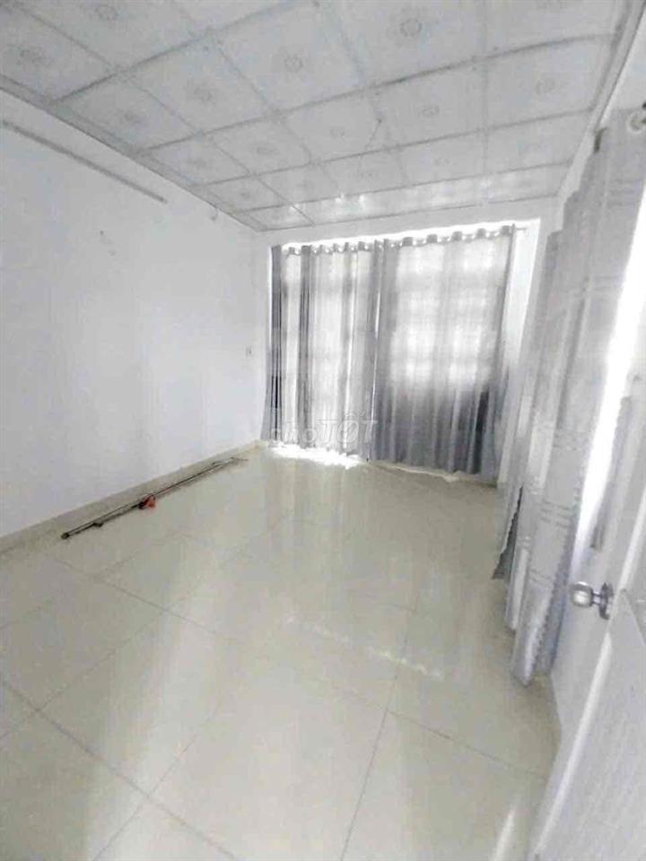 cho thuê nhà góc 2mt Tân thới hiệp q12 1lầu 200m 2PN giá 10tr ở vp cty