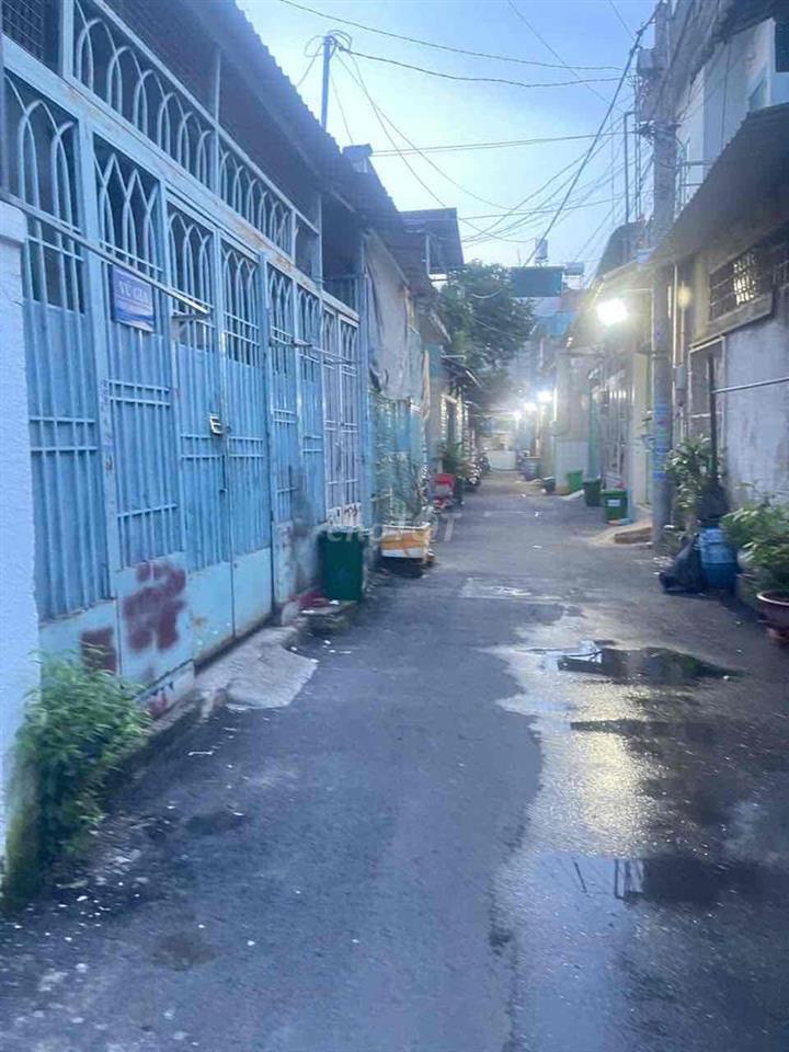 Cho thuê nhà Hiệp thành 43 q12 160m 1lầu 2PN 2wc hem xe hơi 7,5tr mới