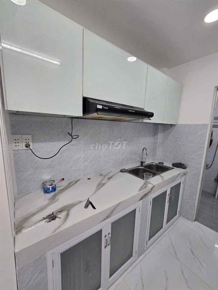 cho thuê nhà Tân thới hiệp Q12 105m 2lầu 4PN 3wc hxh thông giá 7tr mới