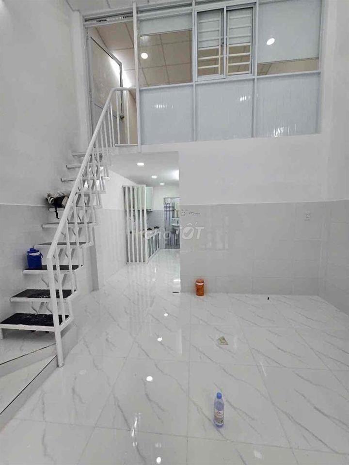 cho thuê nhà Tân thới hiệp Q12 105m 2lầu 4PN 3wc hxh thông giá 7tr mới