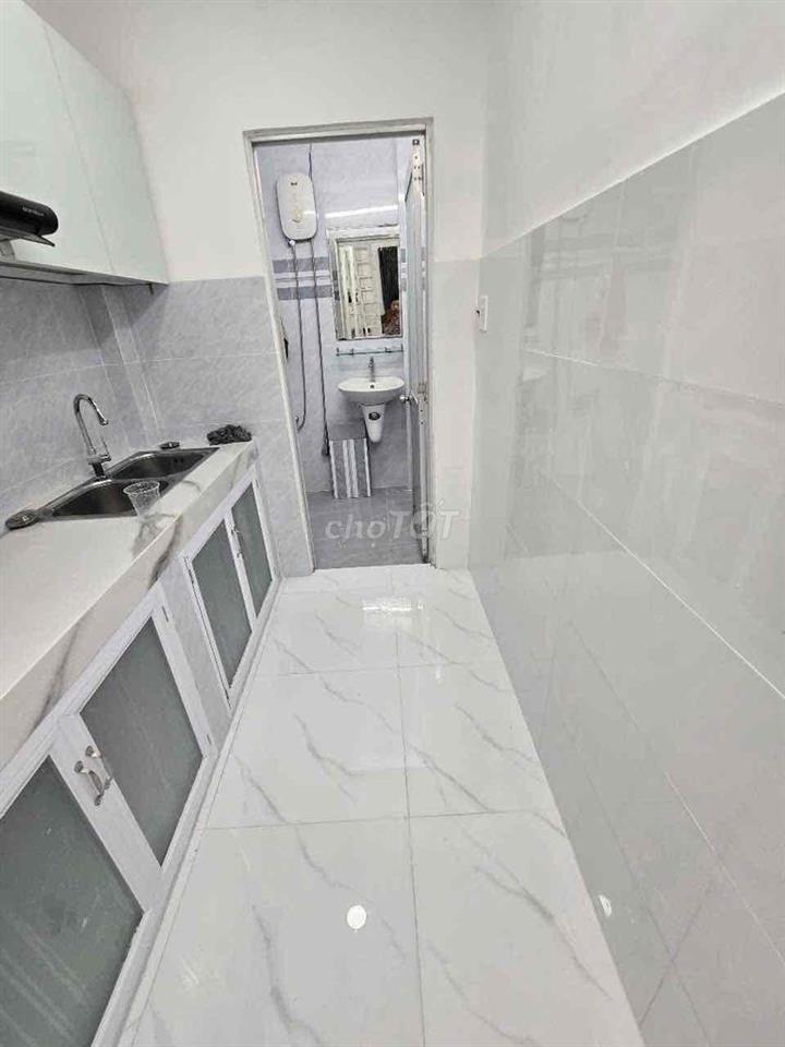 cho thuê nhà Tân thới hiệp Q12 105m 2lầu 4PN 3wc hxh thông giá 7tr mới