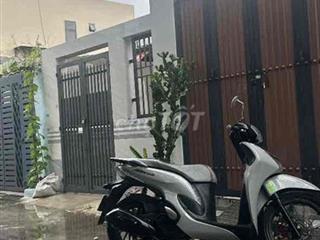 Cho thuê nhà diện tích to 150m hẻm xe tải 9tr mới xây chưa ai ở , may.