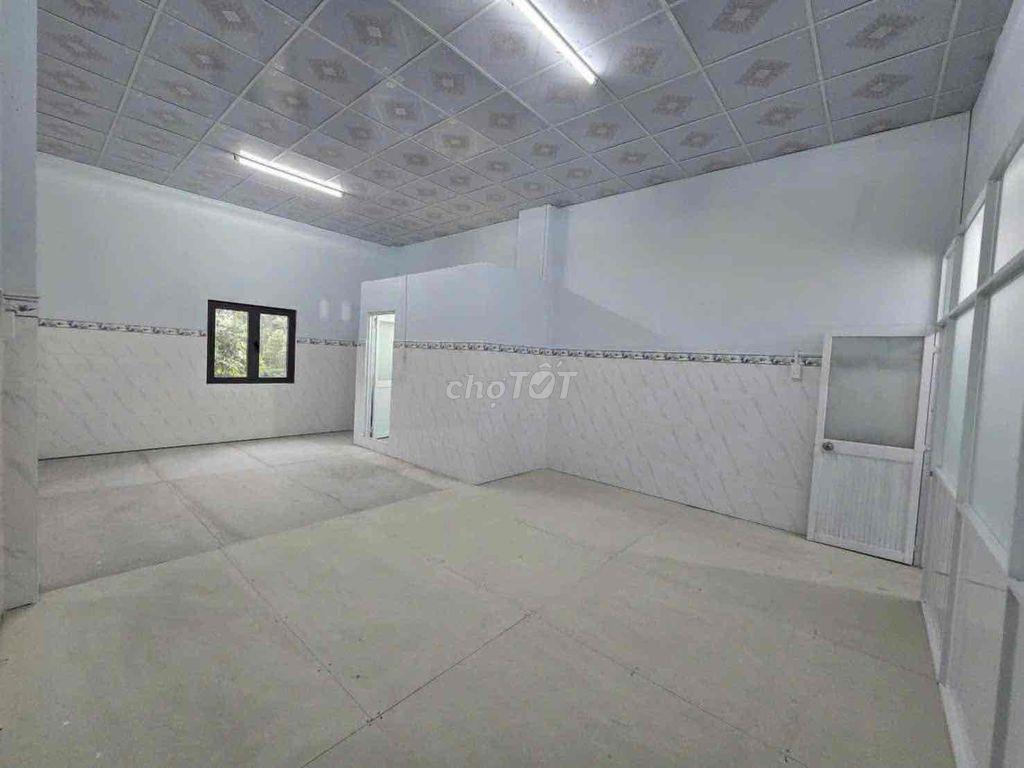 Cho thuê nhà mới xây chưa ai ở 160m sd trệt lửng9tr  hẻm xe tải thông