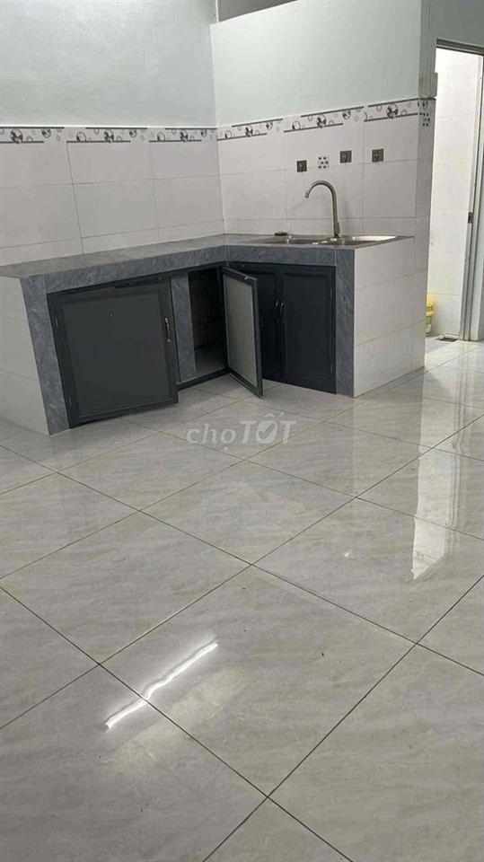 Cho thuê nhà Nguyễn Văn quá mới xây ĐHT q12 100m 2PN 7tr giáp gv