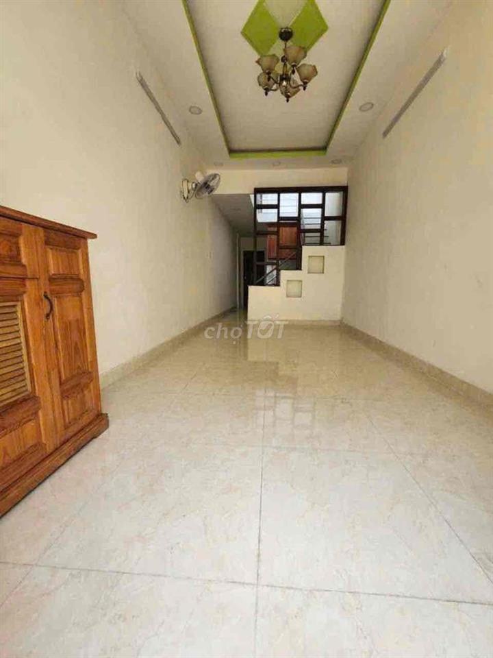 cho thuê nhà đẹp Tan chánh hiệp q12 2lầu 4PN 3wc hxh có may lạnh 9tr