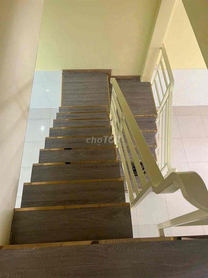 Cho thuê nhà mặt tiền Tân Chánh hiệp 03 1lầu 160m 3PN 8tr mới kd