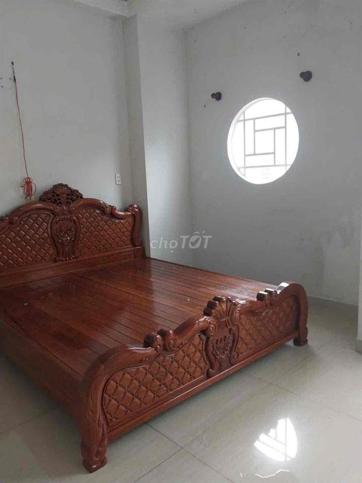 Cho thuê nhà có nội thất Trung Mỹ Tây q12 2lầu 4Pn 5wc hem 6m thông10t